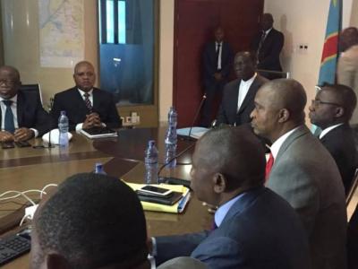 Ilunga Ilunkamba avec quelques membres du fcc et du cash