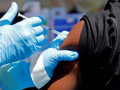 Une piqûre du vaccin d'ebola
