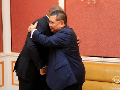 Les accolades de Félix Tshisekedi et Peter Pham 