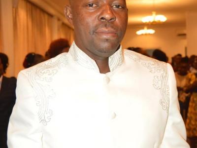 Eric Tshimpaka, membre cach