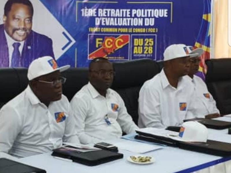Aubin Minaku, Néhémie Mwilanya et Emmanuel Shadary à Kisantu