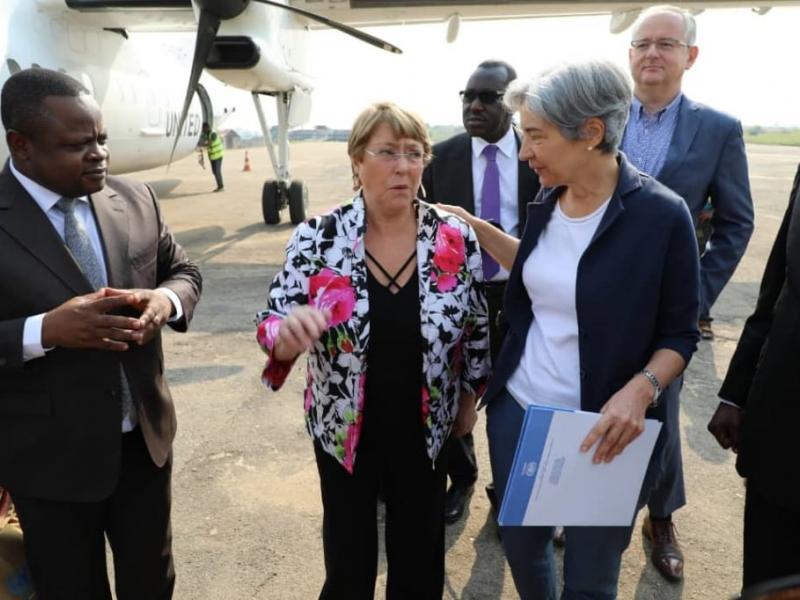 Michelle Bachelet avec le ministre congolais de droits humains,  André Lite 