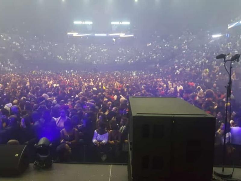 Le public de Accor Hôtels Arena de Fally 