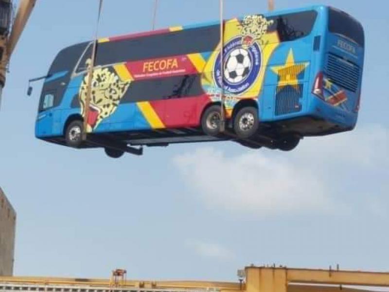 Bus offert aux léopards par Félix Tshisekedi