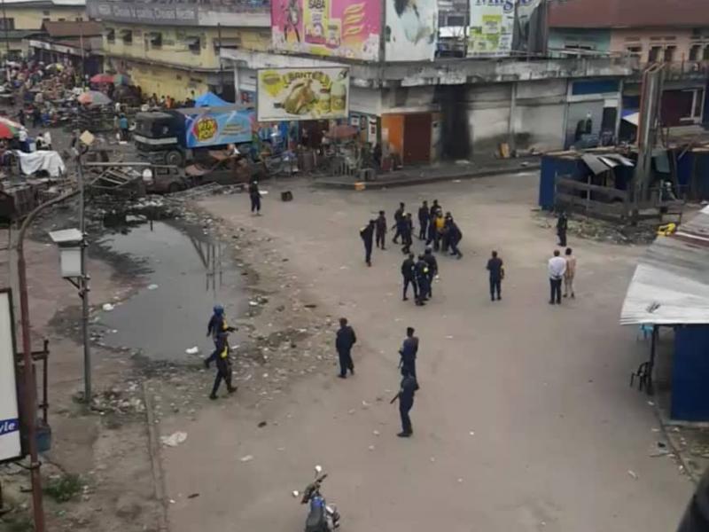 Croisement des avenues Itaga et Bokasa