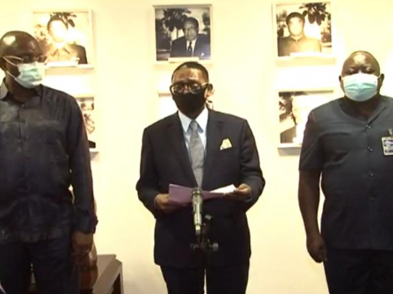 Gentiny Ngobila, Jolino Makelele et Sylvano Kasongo