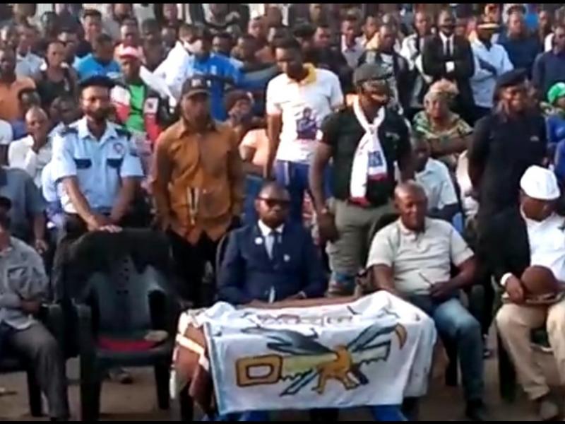 Tshiswaka et les siens à Kasumbalesa