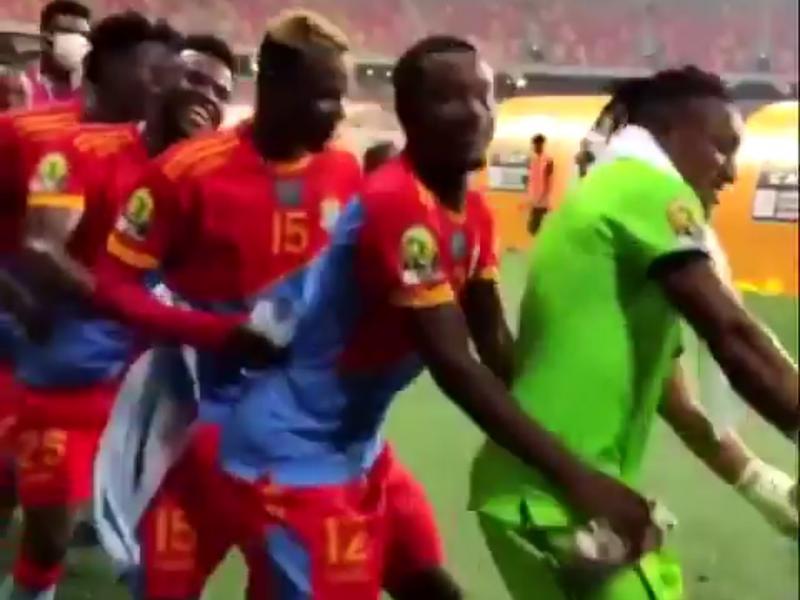Joueurs léopards après leur victoire contre les diables rouges